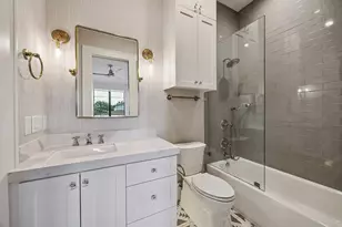 217 W 10th St, Houston, TX 77008 - Photo 31