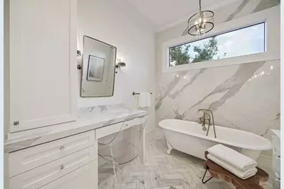 217 W 10th Street, Houston, TX 77008 - Photo 27