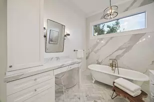 217 W 10th St, Houston, TX 77008 - Photo 27