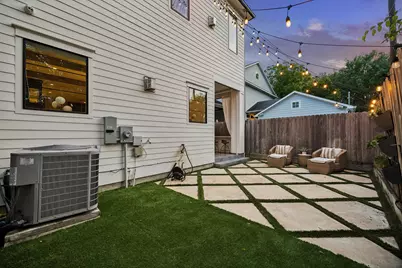 217 W 10th Street, Houston, TX 77008 - Photo 41