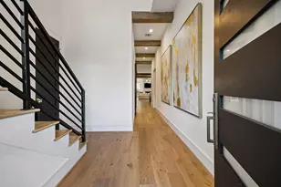 217 W 10th St, Houston, TX 77008 - Photo 3