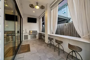 217 W 10th St, Houston, TX 77008 - Photo 37