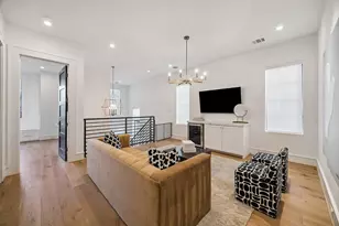 217 W 10th St, Houston, TX 77008 - Photo 21
