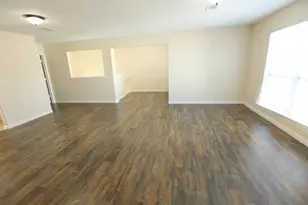 175 Binnacle Ct, Willis, TX 77318 - Photo 5