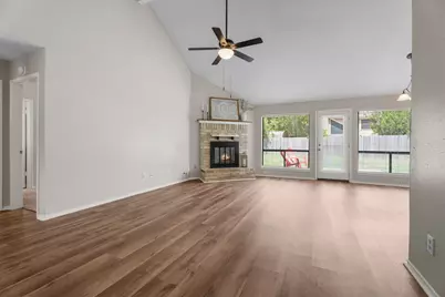 2035 Woodhue Drive, Spring, TX 77386 - Photo 5