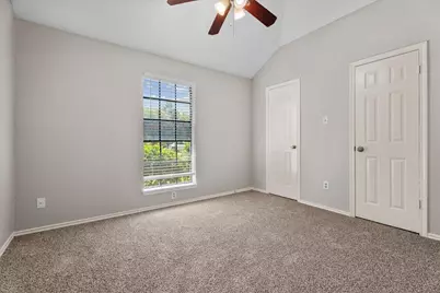 2035 Woodhue Drive, Spring, TX 77386 - Photo 15