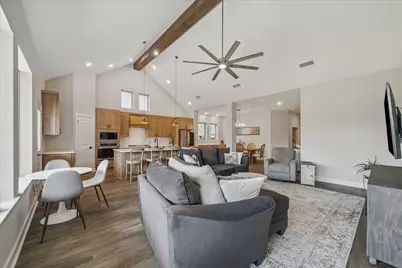 24323 Rose Cobbler Drive, Richmond, TX 77469 - Photo 5