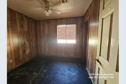 1216 Fair Drive, Angleton, TX 77515 - Photo 13