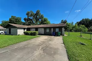 1216 Fair Dr, Angleton, TX 77515 - Photo 5