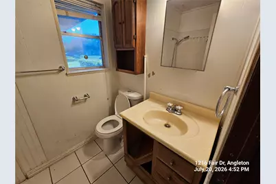 1216 Fair Drive, Angleton, TX 77515 - Photo 15