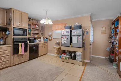1021 West Drive, Port Neches, TX 77651 - Photo 3