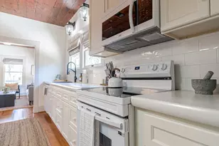 3825 Ave N 1/2, Galveston, TX 77550 - Photo 15