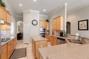 6611 Knollbridge Ln, Spring, TX 77379 - Photo 11