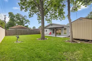 4414 W 43rd St, Houston, TX 77092 - Photo 37