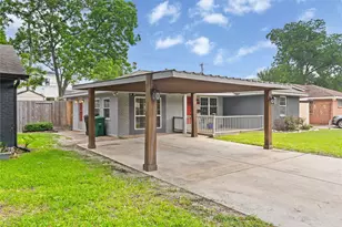 4414 W 43rd St, Houston, TX 77092 - Photo 3