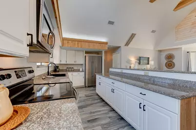 2332 Martinique, Crystal Beach, TX 77650 - Photo 33