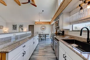 2332 Martinique, Crystal Beach, TX 77650 - Photo 25