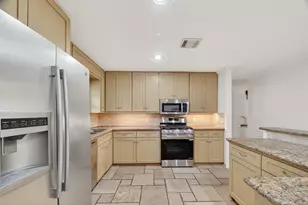 2010 Wakefield Dr, Houston, TX 77018 - Photo 13