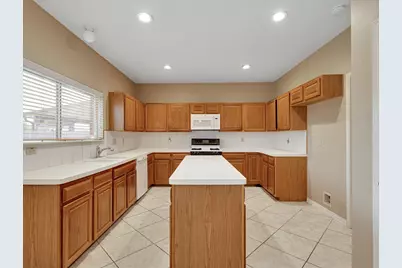 16423 Ash Point Lane, Sugar Land, TX 77498 - Photo 15