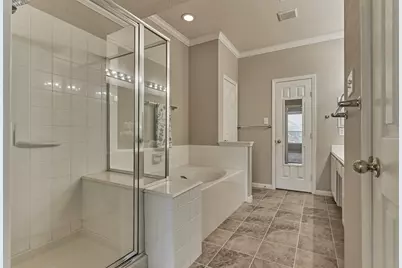 31 Valley Oaks Circle, The Woodlands, TX 77382 - Photo 21