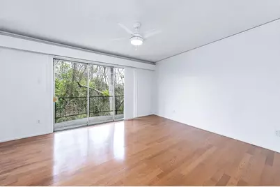 8211 Katy Freeway #10, Houston, TX 77024 - Photo 3