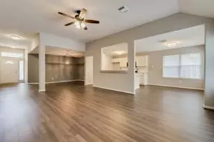 3210 Candlepine Dr, Spring, TX 77388 - Photo 9