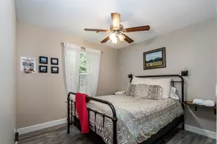 226 Foster St, Tomball, TX 77375 - Photo 9