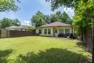 226 Foster St, Tomball, TX 77375 - Photo 33