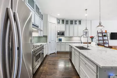916 Yale Street #A, Houston, TX 77008 - Photo 13