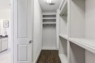 916 Yale St, Houston, TX 77008 - Photo 29
