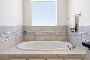 916 Yale St, Houston, TX 77008 - Photo 27