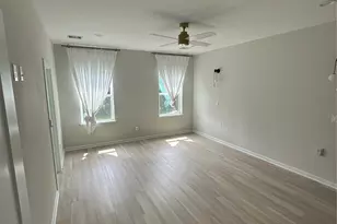 2032 W Tidwell Rd, Houston, TX 77091 - Photo 9