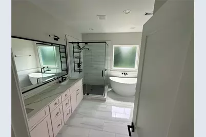 2032 W Tidwell Road, Houston, TX 77091 - Photo 17