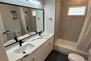 2032 W Tidwell Rd, Houston, TX 77091 - Photo 25