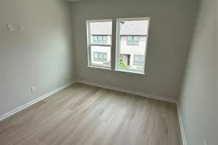 2032 W Tidwell Rd, Houston, TX 77091 - Photo 21