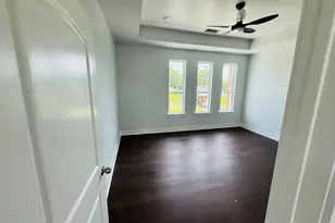 8128 Penrod St, Houston, TX 77028 - Photo 23