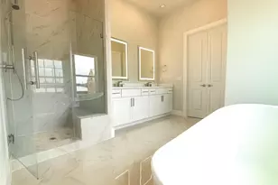 11069 Chatterton Dr, Houston, TX 77043 - Photo 9