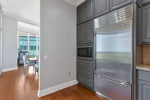 801 E Beach Dr, Galveston, TX 77550 - Photo 29