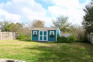 3707 Parkcrest Ct, Pearland, TX 77584 - Photo 25