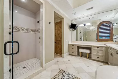135 Calle Catalina Place, Houston, TX 77007 - Photo 29