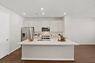 9443 Towne Lake Pkwy, Cypress, TX 77433 - Photo 21