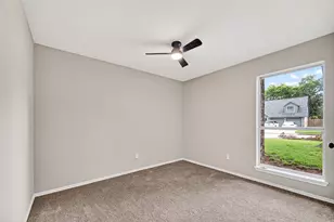16730 Barkentine Ln, Friendswood, TX 77546 - Photo 19