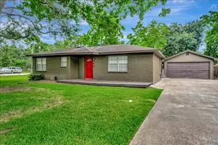 708 Moody Ave, League City, TX 77573 - Photo 3