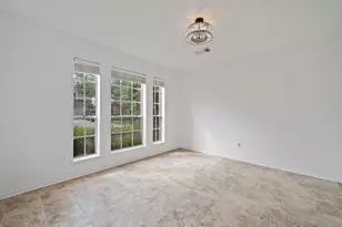 26900 Castlecliff Ln, Kingwood, TX 77339 - Photo 5
