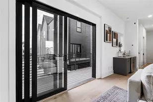 1030 W 24th St, Houston, TX 77008 - Photo 35