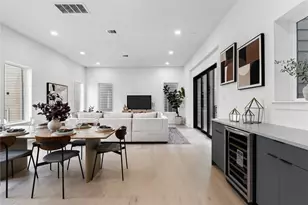 1030 W 24th St, Houston, TX 77008 - Photo 17