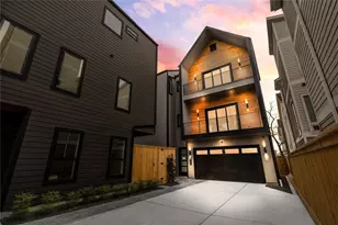 1030 W 24th St, Houston, TX 77008 - Photo 1