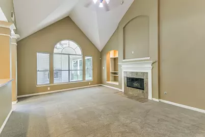 15 Filigree Pines Place, The Woodlands, TX 77382 - Photo 13