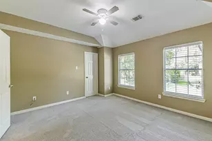 15 Filigree Pines Pl, The Woodlands, TX 77382 - Photo 37