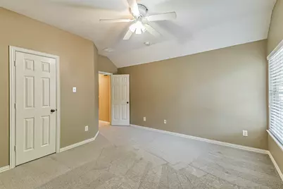 15 Filigree Pines Place, The Woodlands, TX 77382 - Photo 35